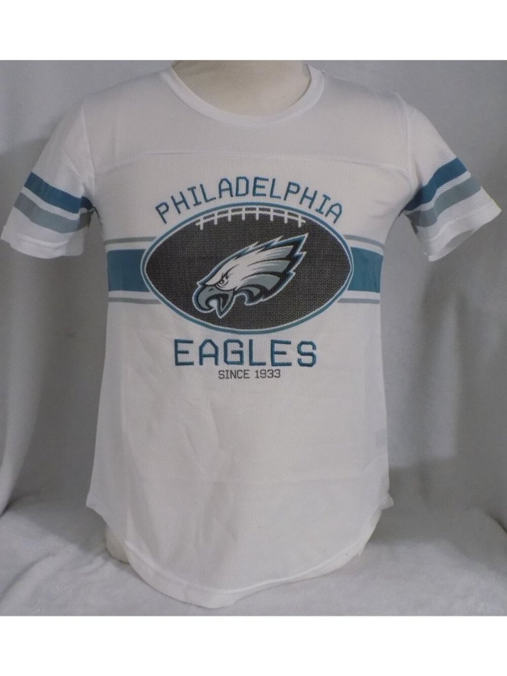 NFL Team apparel Philadelphia Eagles mesh fashion t-shirt, Women's Large
